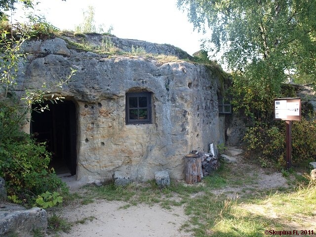 img00049.jpg