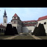 Tel - zmek: vnitn zahrada